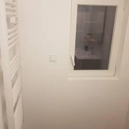 Petite Maison Au Calme Apartment *