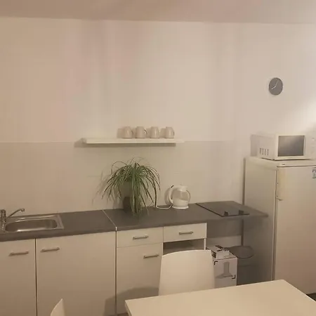 Petite Maison Au Calme *