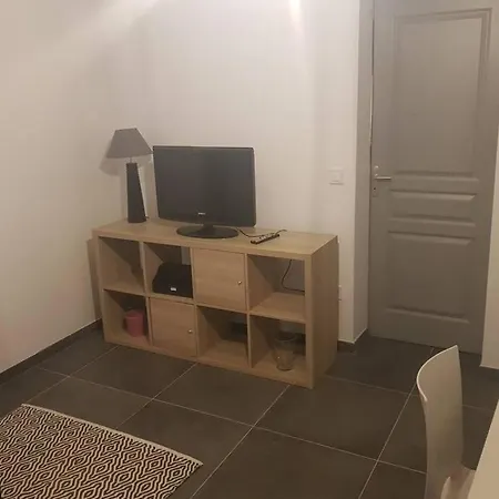 Apartment Petite Maison Au Calme